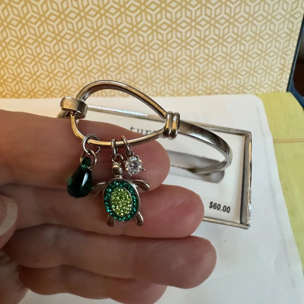 NWT NIB Silver Bracelet Crystal TURTLE Charm, Green/blue tear drop & CZ Orig $60 - Picture 11 of 15
